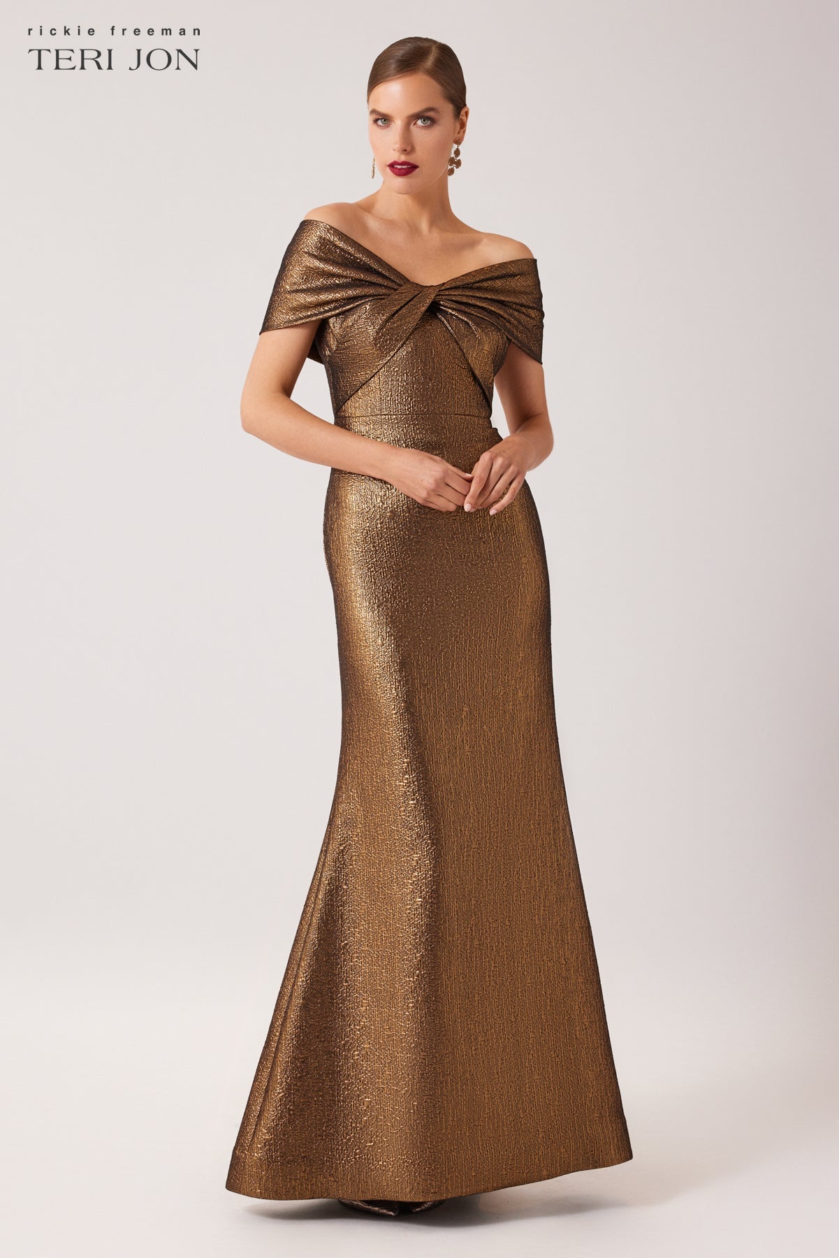 teri jon gold dress 239042 while the full skirt holiday_dressing SHEIN Tall Tall Size SET:4-Piece (Bed - Dresser - Mirror - Nightstand)