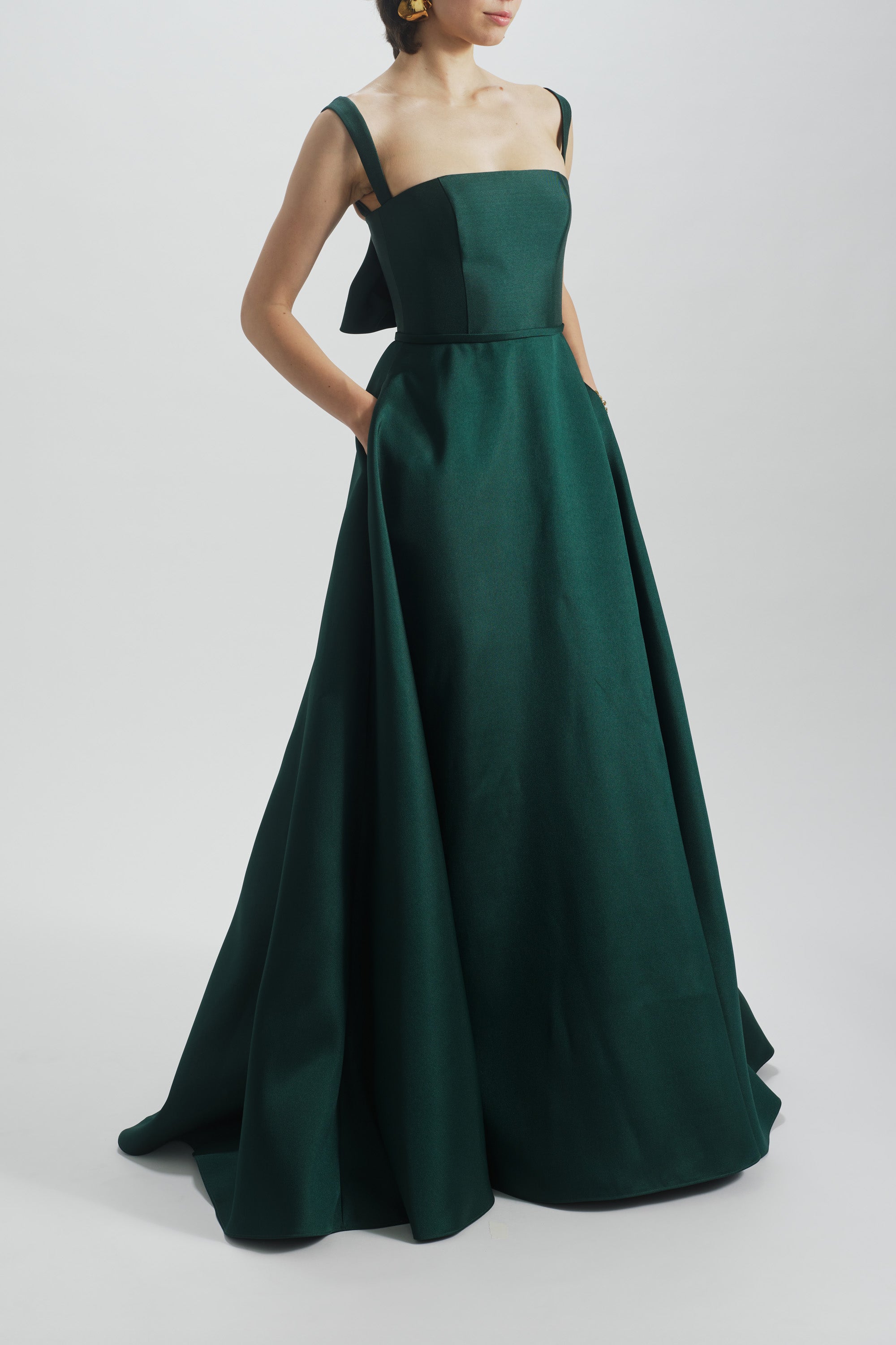 Amsale Evening Square Neckline Gown P857M Champagne Amsale Evening Square Neckline Gown P857M Champagne