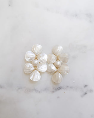 The Richmond Earrings in Pearl