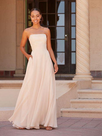 Bridesmaid Dresses Under $200 | Bella Bridesmaids Bridesmaid Dresses Under $200 | Bella Bridesmaids